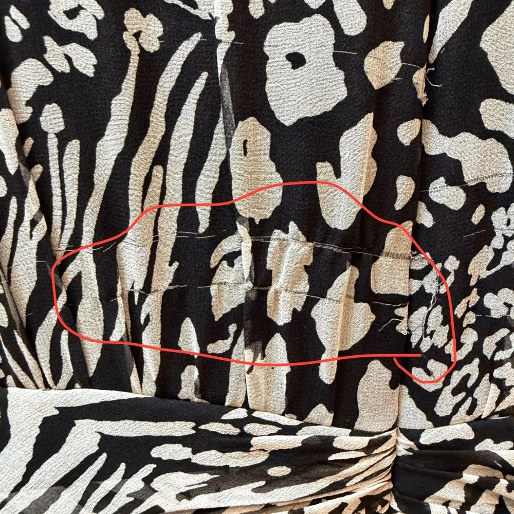 Tahari Arthur S. Levine Women 10 Black Animal Print Zebra Sheath Cocktail Dress